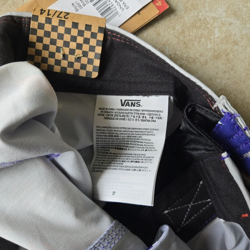Vans Era Boardshorts Boys Size 14 Waist 18 Inch Length Floral Purple 092025 - Picture 6 of 7